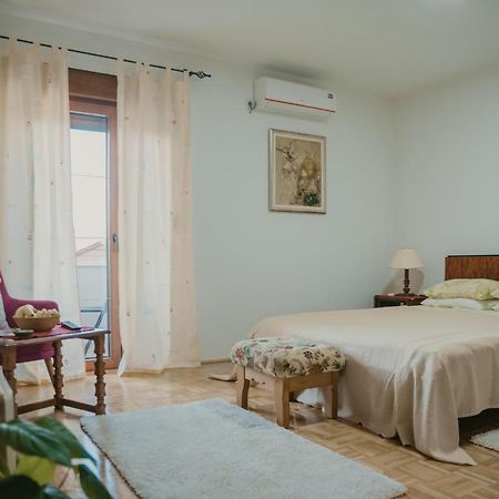 Appartement Almira à Tuzla Extérieur photo