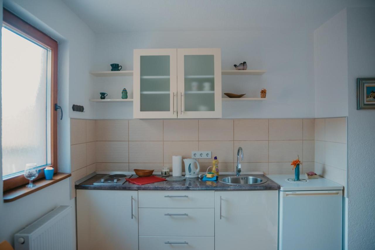 Appartement Almira à Tuzla Extérieur photo